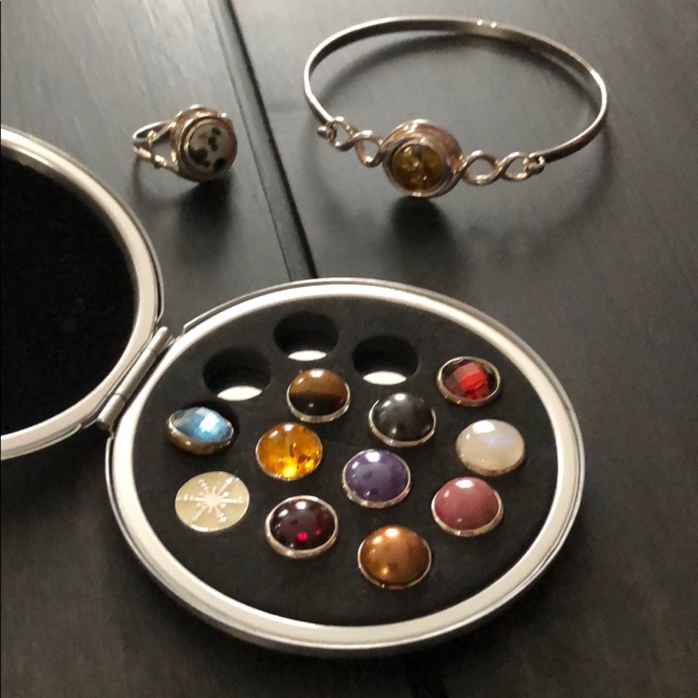 Kameleon Ring/bracelet set-interchangeable stones!